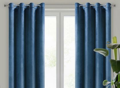 Zasłona na przelotkach 140x250 MELANIE welwetowa granatowa o aksamitnej strukturze