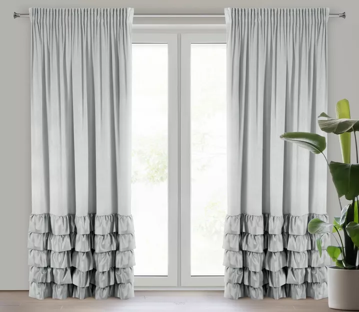 Zasłona na taśmie 140x250 DANI welwetowa srebrna jednokolorowa zdobiona w dolnej części falbanami