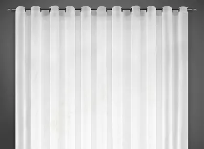 Firana na przelotkach 350x250 SAKALI biała z siateczki z błyszczącą moherową nicią