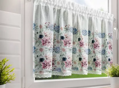 Zazdrostka gotowa w tunelu 150x60 DORA biała z etaminy zdobiona koronką z nadrukiem kwiatowym