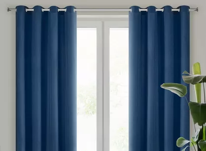 Zasłona na przelotkach 140x250 RITA jednokolorowa ciemny niebieski z miękkiej tkaniny
