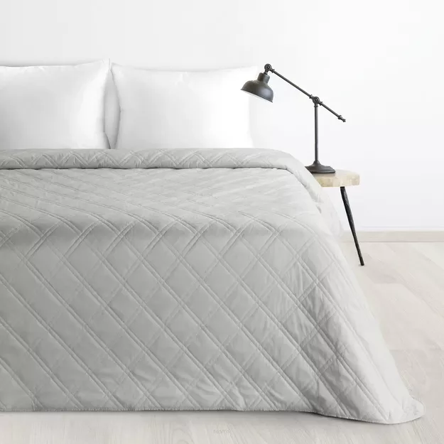 Narzuta welwetowa 200x220 LUIZ 8 srebrna pikowana hot press w wyrazisty geometryczny wzór