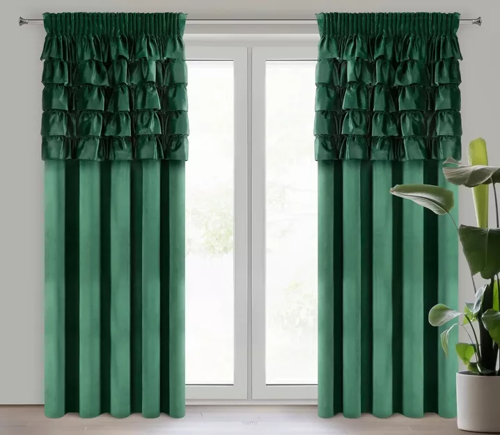 Zasłona na taśmie 140x270 AURA welwetowa ciemna zieleń jednokolorowa zdobiona w górnej części falbanami