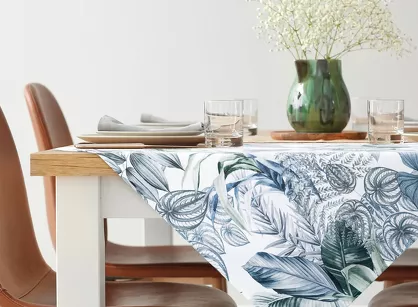 Nakładka welwetowa 85x85 DAVOS 2 biała pikowana z wzorem egzotycznych zielonych i srebrnych liści