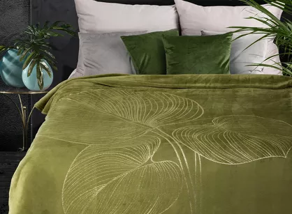 Koc 150x200 BLANCA 3 oliwkowy ze złotym nadrukiem kwiatów lilii