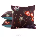 Poszewka welwetowa 45x45 VELVET 130 bordowa z designerskim wzorem kwiatowym obszyta lamówką - 2