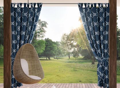 Zasłona na taras 155x220 GARDEN 14 granatowa biała na szelkach zapinanymi na rzepy wodoodporna styl morski