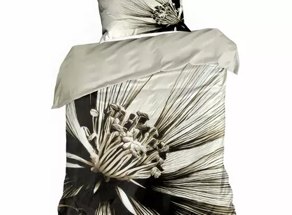 Pościel satynowa 140x200 SPRING 78 jasny beż brąz z wzorem roślinnym z kolekcji Classic