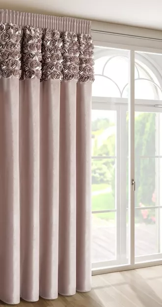 Zasłona na taśmie 140x270 ROSES 13 Eva Minge welwetowa pudrowa aplikacja róż 3D