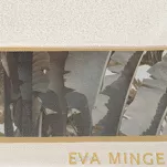 Ręcznik 70x140 EVA 17 Eva Minge beżowy zdobiony bordiurą z botanicznym wzorem w liście z kolekcji Premium - 2