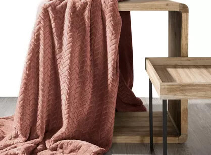 Koc 170x210 CINDY pudrowy puszysty w jodełkę Design 91