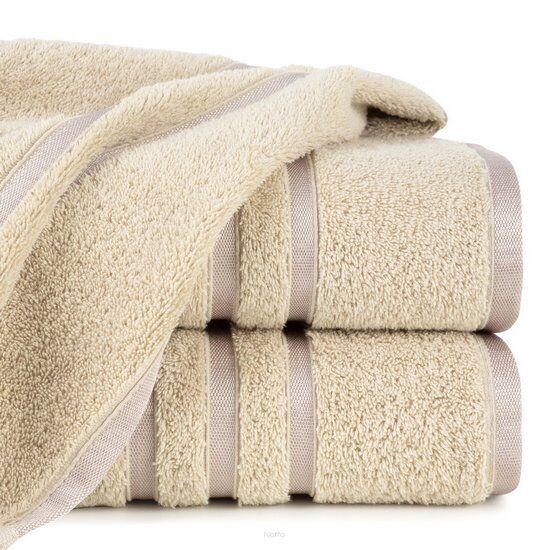 Ręcznik bawełniany 30x50 MADI beżowy z błyszczącą bordiurą w pasy