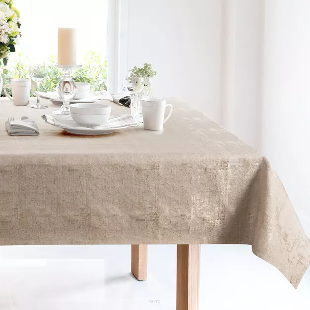 Obrus 140x220 COLETTE beżowy z przecieranym złotym wzorem z domieszką wiskozy