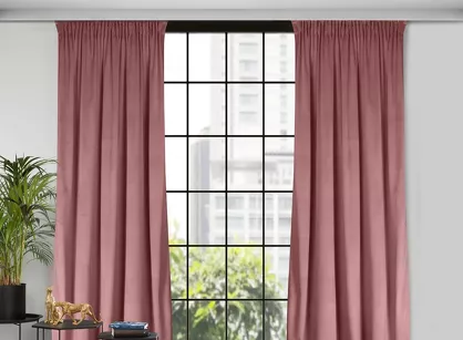 Zasłona na taśmie 140x270 MELANIE welwetowa ciemny róż o aksamitnej strukturze
