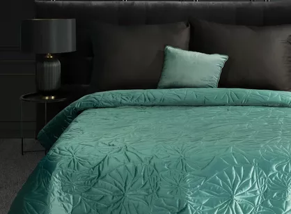 Narzuta welwetowa 280x260 SALVIA 1 szałwiowa z wzorem kwiatów lilii Limited Collection