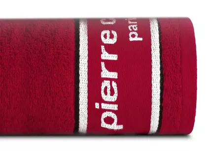 Ręcznik KARL 70x140 KARL Pierre Cardin czerwony zdobiony kontrastową bordiurą z napisami Pierre Cardin