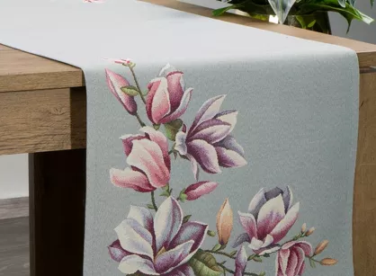 Bieżnik gobelinowy 45x140 1214 popielaty z wzorem różowych kwiatów magnolii