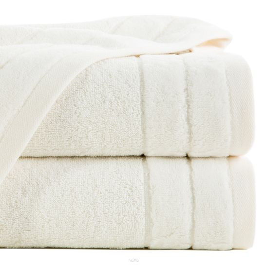 Ręcznik bawełniany 70x140 DAMLA kremowy gładki z subtelną bordiurą