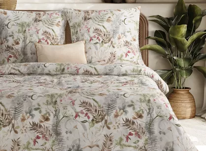 Pościel satynowa 140x200 SPRING 47 biała z brązowym wzorem roślinnym