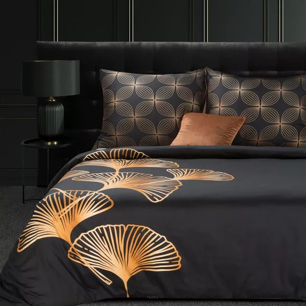Pościel z makosatyny 160x200 VICTORI 10 czarna ze złotym nadrukiem liści miłorzębu Limited Collection