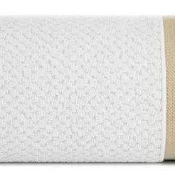 Ręcznik bawełniany 70x140 MADLEN biały zdobiony kontrastową elegancką bordiurą