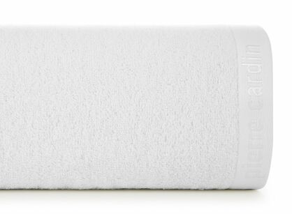 Ręcznik 30x50 EVI Pierre Cardin biały zdobiony bordiurą w kolorze ręcznika z logo marki