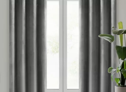 Zasłona gotowa na przelotkach 140x250 MELANIE welwetowa stalowa o aksamitnej strukturze