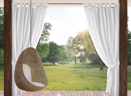 Zasłona na taras 155x240 GARDEN 2 na szelkach zapinanymi na rzepy biała wodoodporna