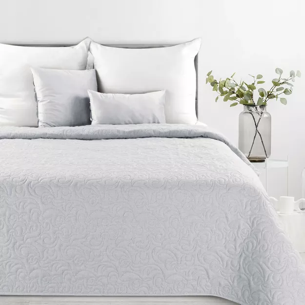 Narzuta jednokolorowa 170x210 LEN 4 srebrna pikowana w ornamentowy wzór imitująca len