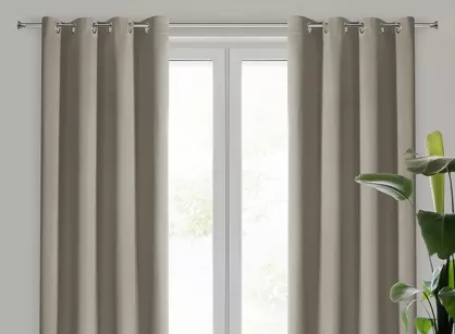 Zasłona na przelotkach 140x250 NERISA zaciemniająca cappuccino jednokolorowa