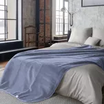 Koc akrylowy 160x220 CLARA 1 Pierre Cardin niebieski jednokolorowy z wyhaftowanym logo - 2